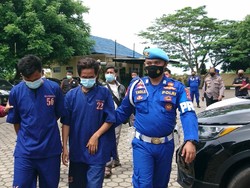 Polisi Amankan 2 Penyelundup Benur Ilegal Senilai Rp 6 M di Lebak Banten