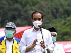 Jokowi Perintahkan Ambil Langkah Tanggap Darurat di Jawa Timur