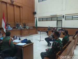 Saksi Babinsa-Bhabinkamtibmas Sebut Prada MI Ngaku Dikeroyok, Bukan Kecelakaan Saksi Babinsa-Bhabinkamtibmas Sebut Prada MI Ngaku Dikeroyok, Bukan Kecelakaan