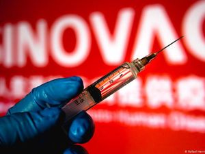 Vaksin Belum Dikirim Provinsi, Vaksinasi Nakes di Tasikmalaya Tertunda