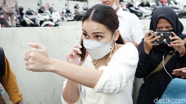 Catat! Haters Artis Paling Berbahaya