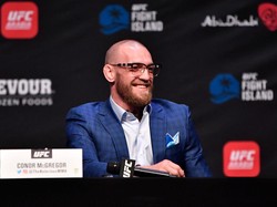 Conor McGregor Berulah Saat Mengemudi, Berujung Ditangkap Polisi