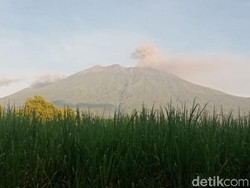 Gunung Raung Erupsi Kecil, Masyarakat Sekitar Aman