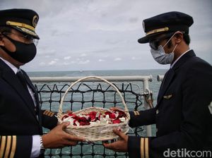 Jatuhnya Boeing 737-500 Sriwijaya Air-Bali Sepi Bikin Turis Kaget Jatuhnya Boeing 737-500 Sriwijaya Air-Bali Sepi Bikin Turis Kaget