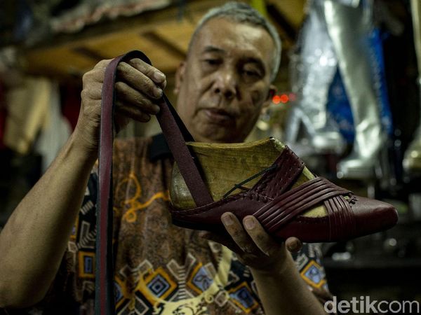 Intip Pembuatan Sepatu Custom di Pernas Shoes