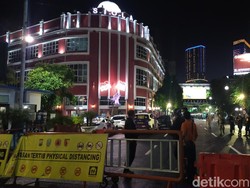 Jalan Tunjungan dan Darmo Surabaya Ditutup Jadi Kawasan Physical Distancing