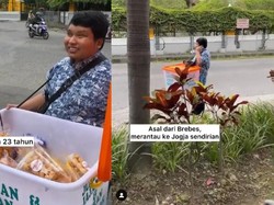 Jualan Camilan dari Brebes ke Jogja, Tunanetra Ini Bikin Haru Netizen