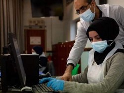 Kematian Corona Bertambah, Inggris Vaksinasi 200 Orang Tiap Menit