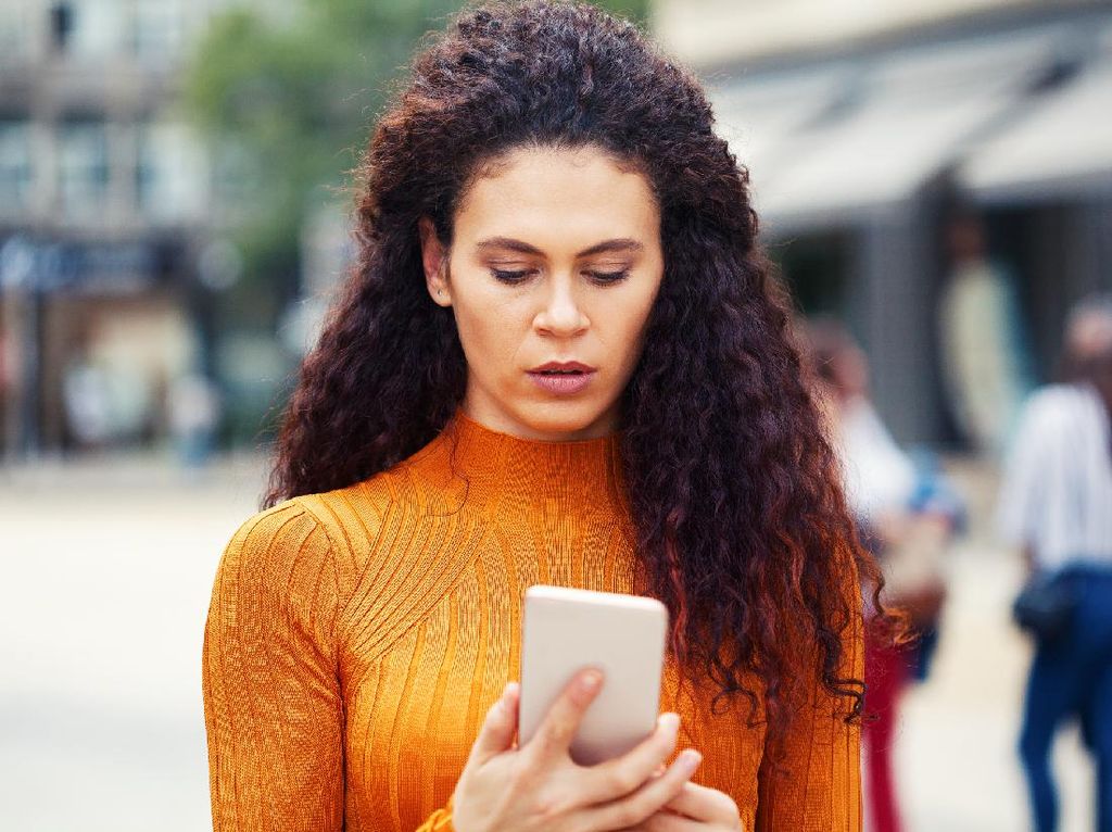 Kisah Wanita Terbuai Rayuan Bule Lewat Kencan Online, Rp 15,8 M Melayang Kisah Wanita Terbuai Rayuan Bule Lewat Kencan Online, Rp 15,8 M Melayang