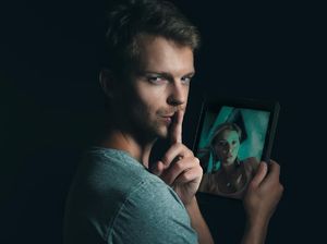 Kontroversi Pengakuan Pria Fakboi yang Cari Korban via Kencan Online