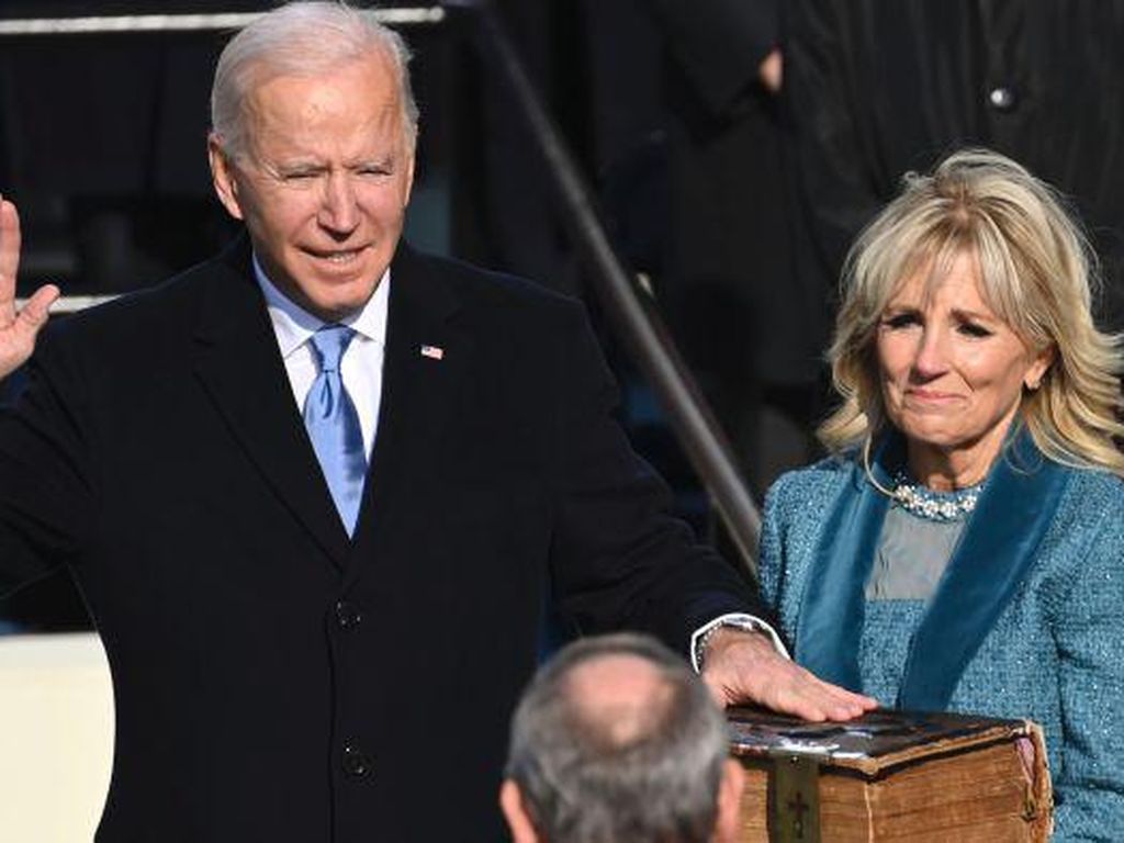 Joe Biden Larang Warga Afsel Masuk AS, Mandalika Bak Kota Mati Joe Biden Larang Warga Afsel Masuk AS, Mandalika Bak Kota Mati