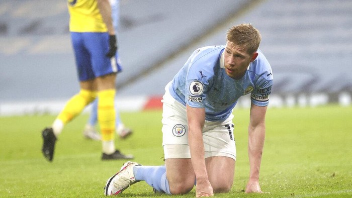 Manchester Citys Kevin De Bruyne reacts during the English Premier League soccer match between Manchester City and Brighton and Hove Albion at the Etihad Stadium in Manchester, England, Wednesday, Jan. 13, 2021. (Clive Brunskill /Pool via AP)