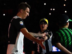 Mandzukic-Ibrahimovic, Kakak Pembimbing di AC Milan