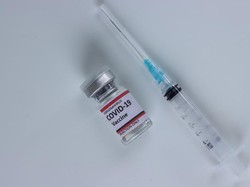 Ramai Kabar Orang Meninggal Setelah Divaksin Corona, Benarkah?