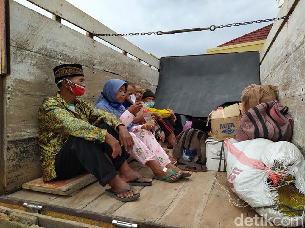 Potensi Bahaya Merapi Berubah, Ratusan Pengungsi di Magelang Pulang Potensi Bahaya Merapi Berubah, Ratusan Pengungsi di Magelang Pulang