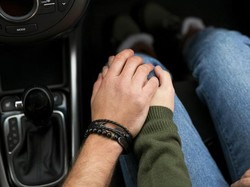 Pergoki Suami Makan Bareng Selingkuhan, Wanita Ini Lapor Polisi