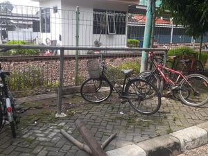 #ParkiruntukSepeda di Stasiun KRL Bakal Dilengkapi Ruang Ganti/Bilas #ParkiruntukSepeda di Stasiun KRL Bakal Dilengkapi Ruang Ganti/Bilas