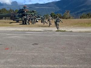 Gugur Dua Tentara Saat Kontak Tembak di Intan Jaya Gugur Dua Tentara Saat Kontak Tembak di Intan Jaya