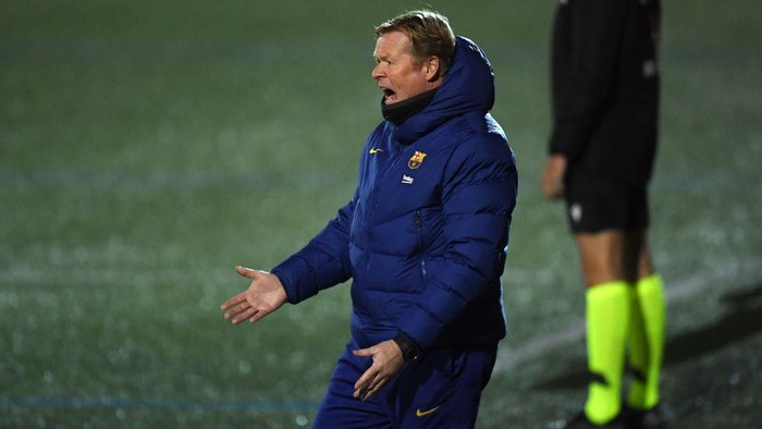 BARCELONA, SPAIN - JANUARY 21: Ronald Koeman, Manager of Barcelona reacts during the Copa del Rey match between Cornella and FC Barcelona on January 21, 2021 in Barcelona, Spain. Sporting stadiums around Spain remain under strict restrictions due to the Coronavirus Pandemic as Government social distancing laws prohibit fans inside venues resulting in games being played behind closed doors. (Photo by Alex Caparros/Getty Images)