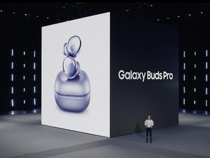 Bikin Konten Kreatif dengan Galaxy S21 Ultra 5G dan Buds Pro Bikin Konten Kreatif dengan Galaxy S21 Ultra 5G dan Buds Pro