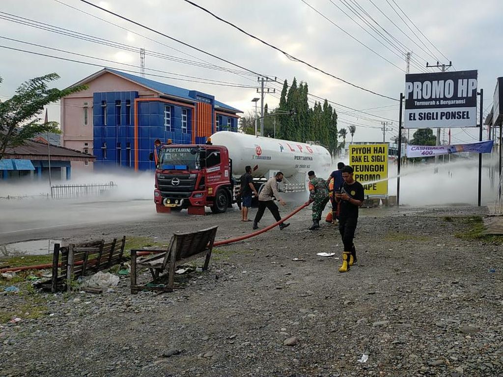 Tangki Truk Pengangkut Elpiji Bocor di Aceh, Gas Keluar-Lalin Dialihkan