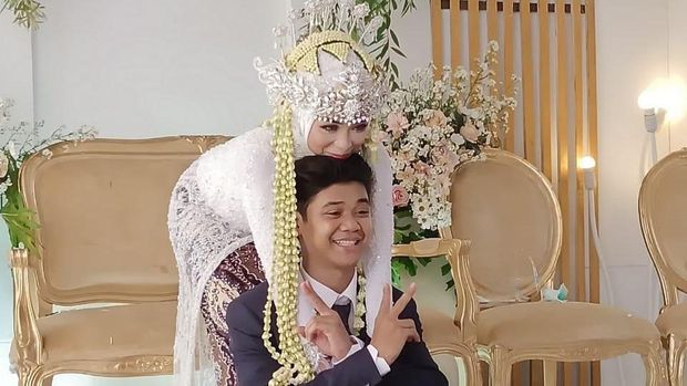 Adik Olga Syahputra nikah