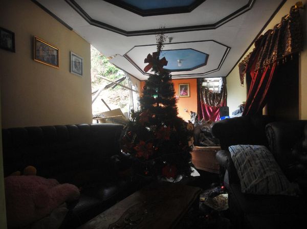Dampak Tanah Longsor di Manado
