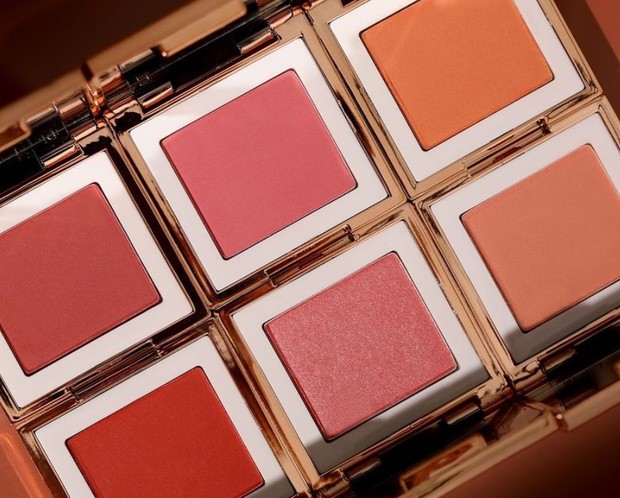 Blush/esqacosmetics.com Memiliki nama-nama unik yang diambil dari nama kota membuat produk ini dilirik banyak orang