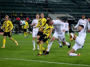 Haaland 2 Gol, Dortmund Tumbang di Kandang Gladbach