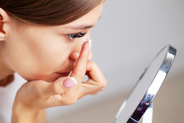 jenis softlines/freepik.com hal yang harus diperhatikan ketika akan menggunakan softlens yaitu jenis softlines/freepik.com