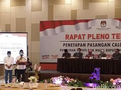 Menang Lawan Kotak Kosong, KPU Ngawi Tetapkan Ony-Antok Jadi Bupati-Wabup Terpilih