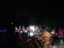 Longsor di Majalengka, Akses Jalan Nasional Sempat Terputus
