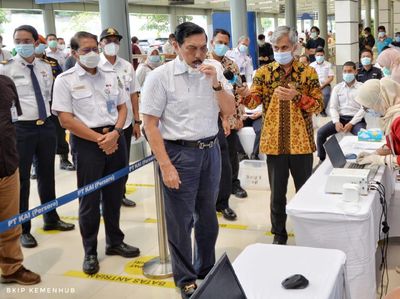 Mengintip Luhut Tes COVID-19 Lewat Embusan Napas