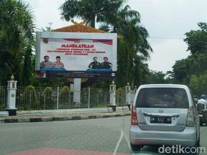 Walkot Pekanbaru Disomasi Gegara Videotron di Jalan Protokol, Ini Alasannya Walkot Pekanbaru Disomasi Gegara Videotron di Jalan Protokol, Ini Alasannya