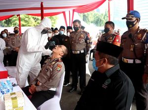 Rapid Test Antigen untuk Personel Polda Metro Jaya