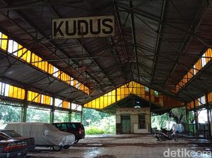Stasiun KA Kudus Ini Jadi Saksi Bisu Serbuan Peluru Agresi Militer Belanda Stasiun KA Kudus Ini Jadi Saksi Bisu Serbuan Peluru Agresi Militer Belanda