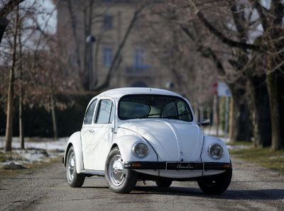 VW Kodok Ini Tahan Peluru dan Ledakan