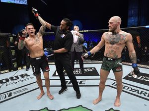 Kaki McGregor pun Dihancurkan Poirier Kaki McGregor pun Dihancurkan Poirier