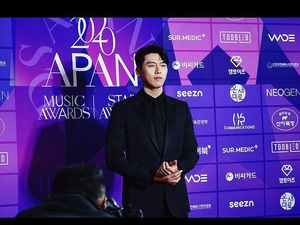 Raih Daesang di APAN Star Awards, Hyun Bin Berterima Kasih pada Son Ye Jin