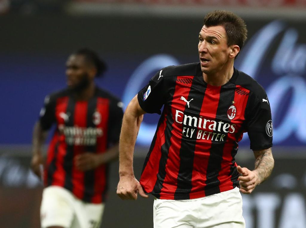 Absen Akibat Cedera, Mandzukic Tak Ambil Gaji dari Milan Absen Akibat Cedera, Mandzukic Tak Ambil Gaji dari Milan