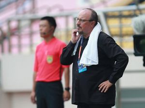Rafael Benitez Tinggalkan Liga China Gara-gara COVID-19