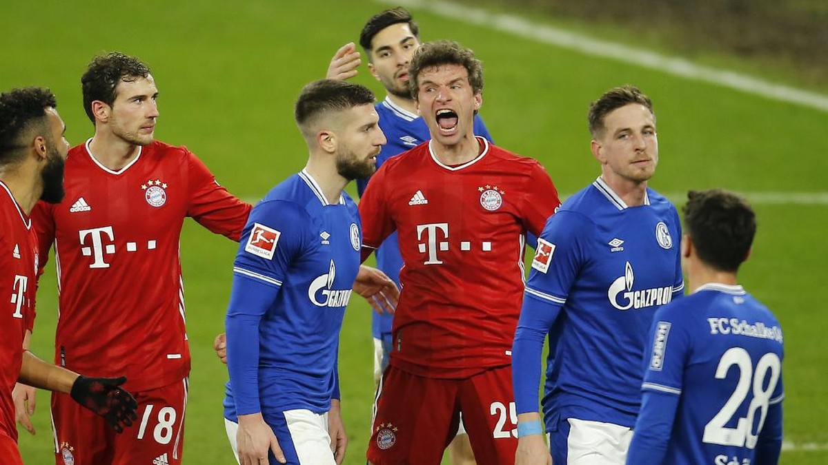 Thomas Mueller mencetak brace di laga Schalke vs Bayern. (Foto: Leon Kuegeler - Pool/Getty Image/Pool)