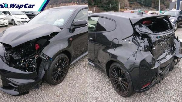 Kecelakaan, Toyota GR Yaris Hitam Ini Ringsek Depan Belakang