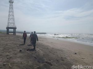 Terseret Ombak, Wisatawan Pantai Jayanti Cianjur Tenggelam