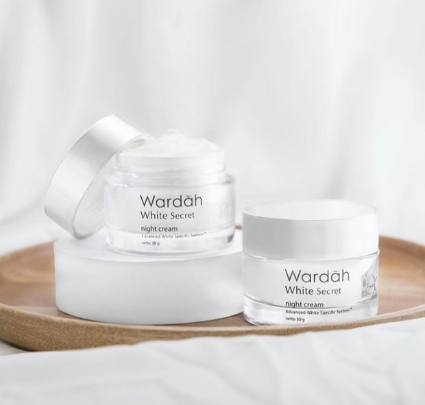 Foto:instagram.com/wardahbeauty_my/ Krim Malam di Bawah Rp100 Ribu yang Bikin Wajah Glowing