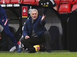 Mourinho Tolak Pemain Premier League Divaksin COVID-19, Kenapa?