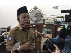 Mencuat Urusan Jilbab Siswi Nonmuslim Bikin Kepsek Siap Dipecat Mencuat Urusan Jilbab Siswi Nonmuslim Bikin Kepsek Siap Dipecat
