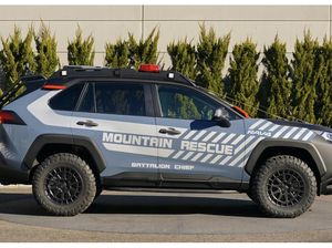 Potret Toyota RAV4 yang Disulap Jadi Mobil Gunung