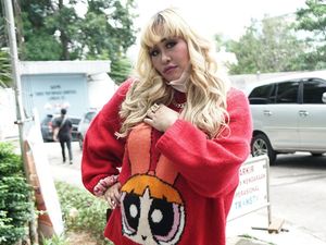 Pinkan Mambo Meracau soal Alasan Jual Motor hingga Cobek Bekas