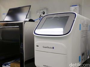 Pemprov DKI Terima Bantuan 3 Mobile Lab PCR, Anies Bersyukur Pemprov DKI Terima Bantuan 3 Mobile Lab PCR, Anies Bersyukur